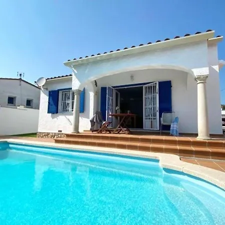 Casa Acogedora Con Piscina Privada En Torroella De Montgri, Perfecta Vacaciones En Familia - Hisp-7-48 Torroella de Montgrí