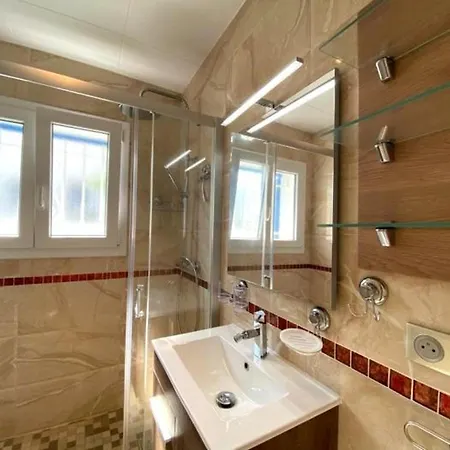 Casa Acogedora Con Piscina Privada En Torroella De Montgri, Perfecta Vacaciones En Familia - Hisp-7-48